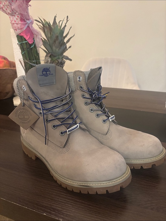 Timberland Other - Timberland Men’s Gray Nubuck Work Boots with Blue Laces